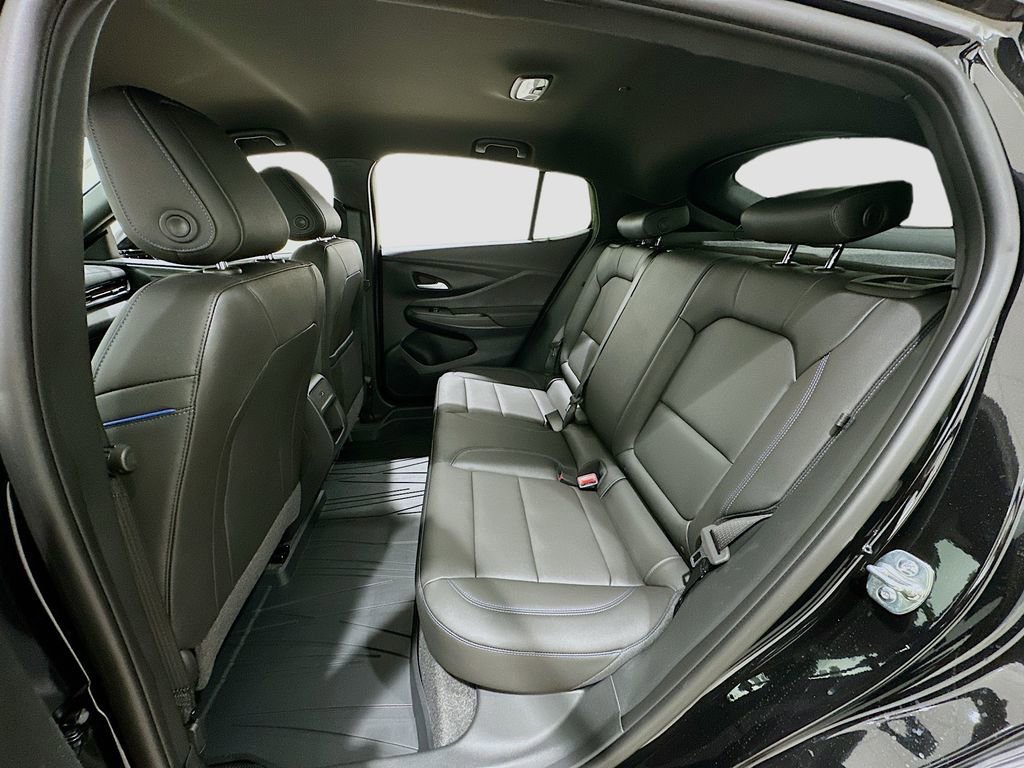 New 2026 Buick Envista Sport Touring image 25