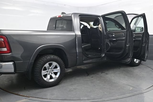 Used 2019 RAM 1500 Laramie AWD/4WD image 45