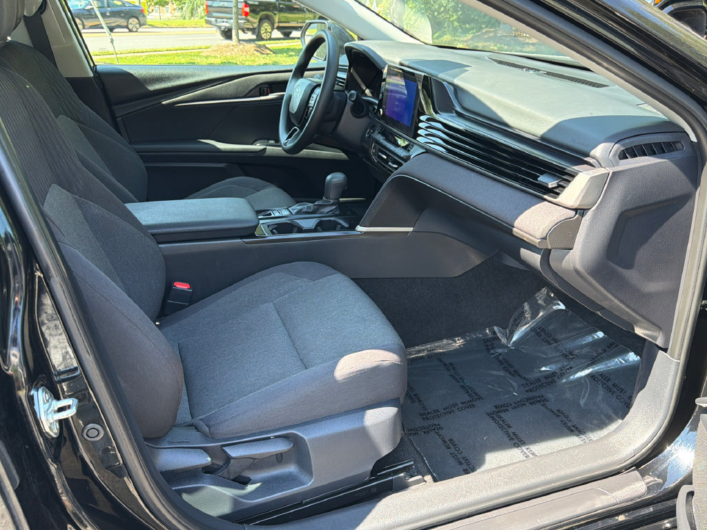Used 2026 Toyota Camry LE FWD image 8