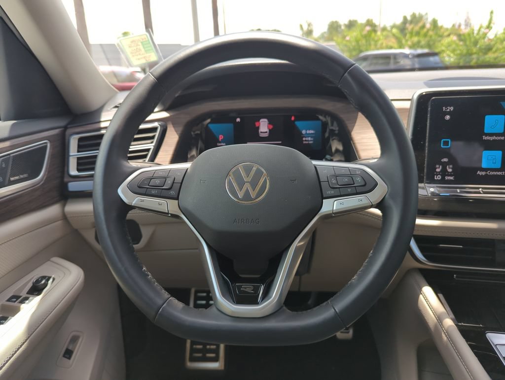 Certified 2026 Volkswagen Atlas SEL Premium R-Line AWD/4WD image 26