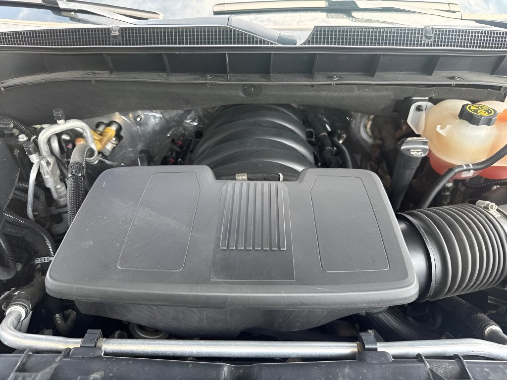 Used 2023 Chevrolet Tahoe Premier AWD/4WD image 35