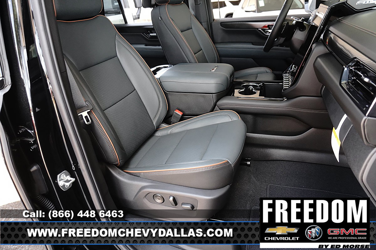 New 2026 GMC Yukon AT4 w/ AT4 Premium Plus Package AWD/4WD image 16