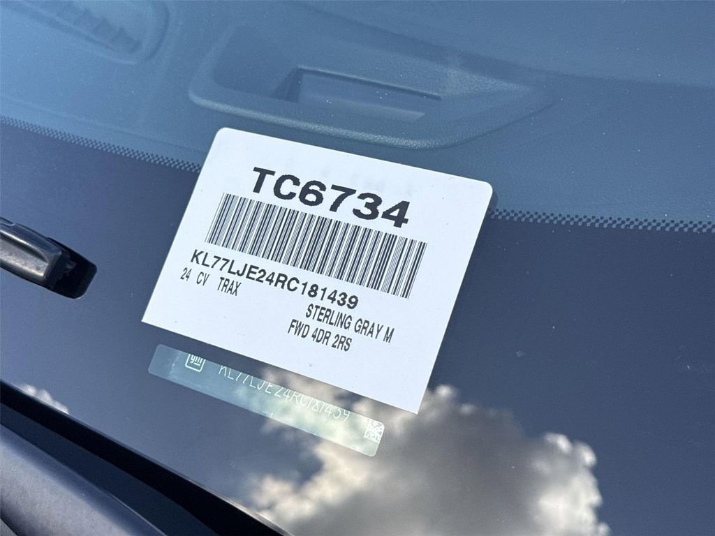 Used 2024 Chevrolet Trax RS image 30