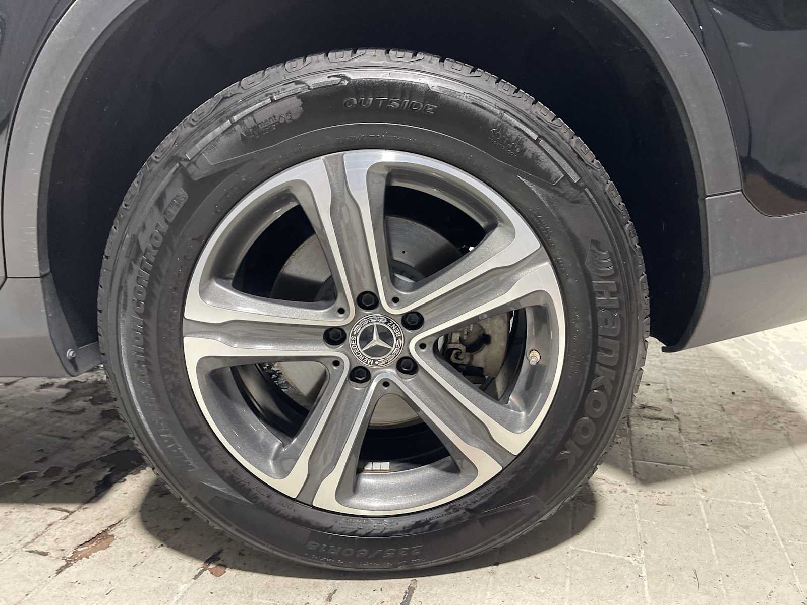 Used 2018 Mercedes-Benz GLC 300 4MATIC image 8
