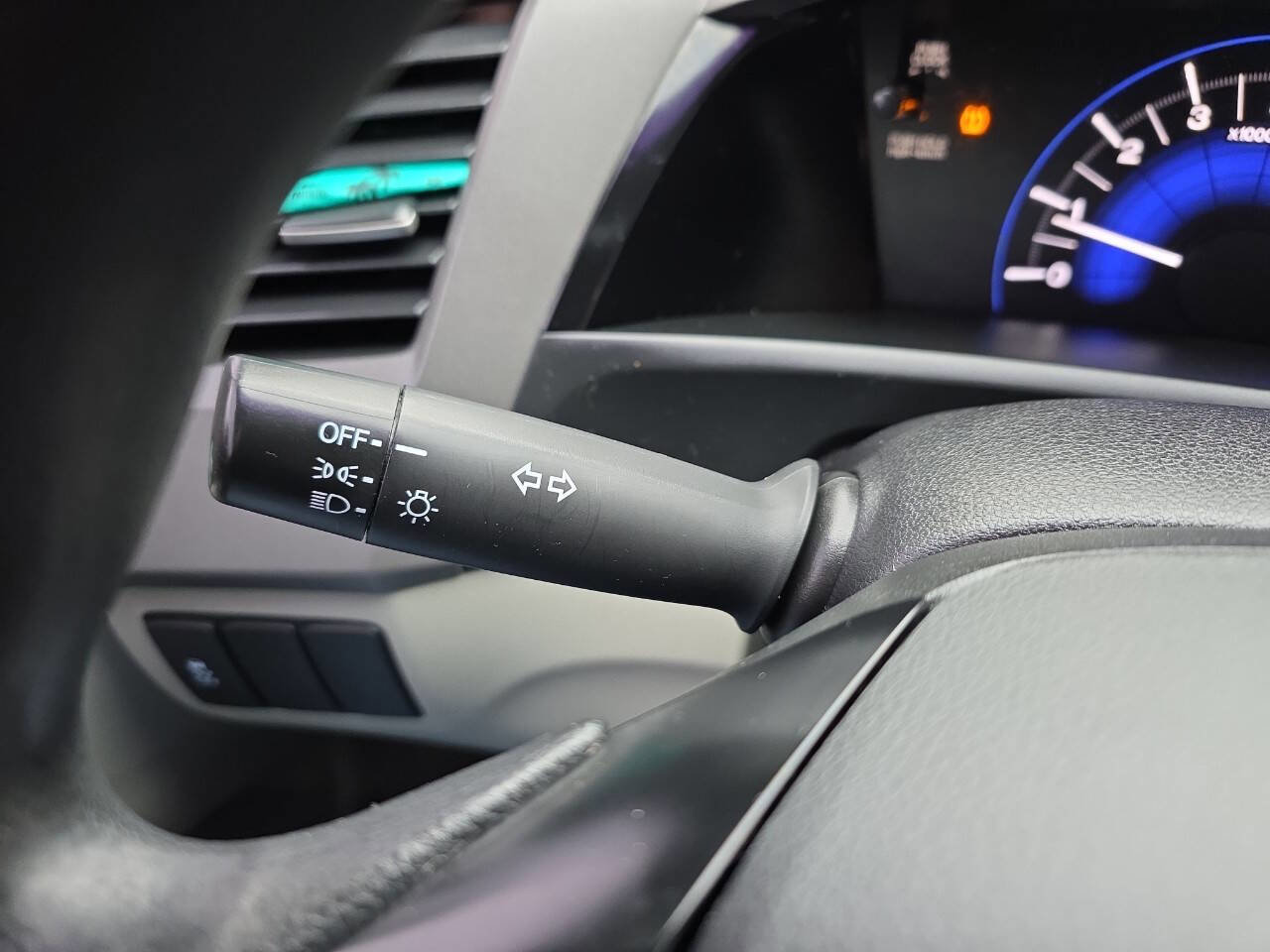 Used 2012 Honda Civic LX image 27