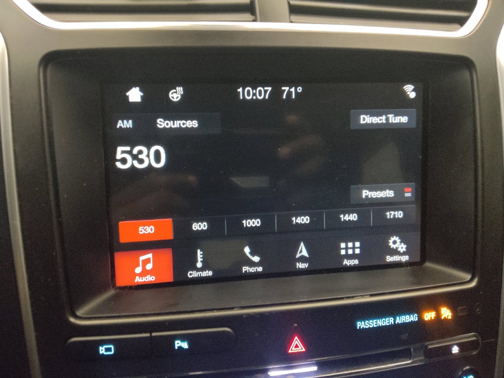 Used 2018 Ford Explorer Sport AWD/4WD image 25