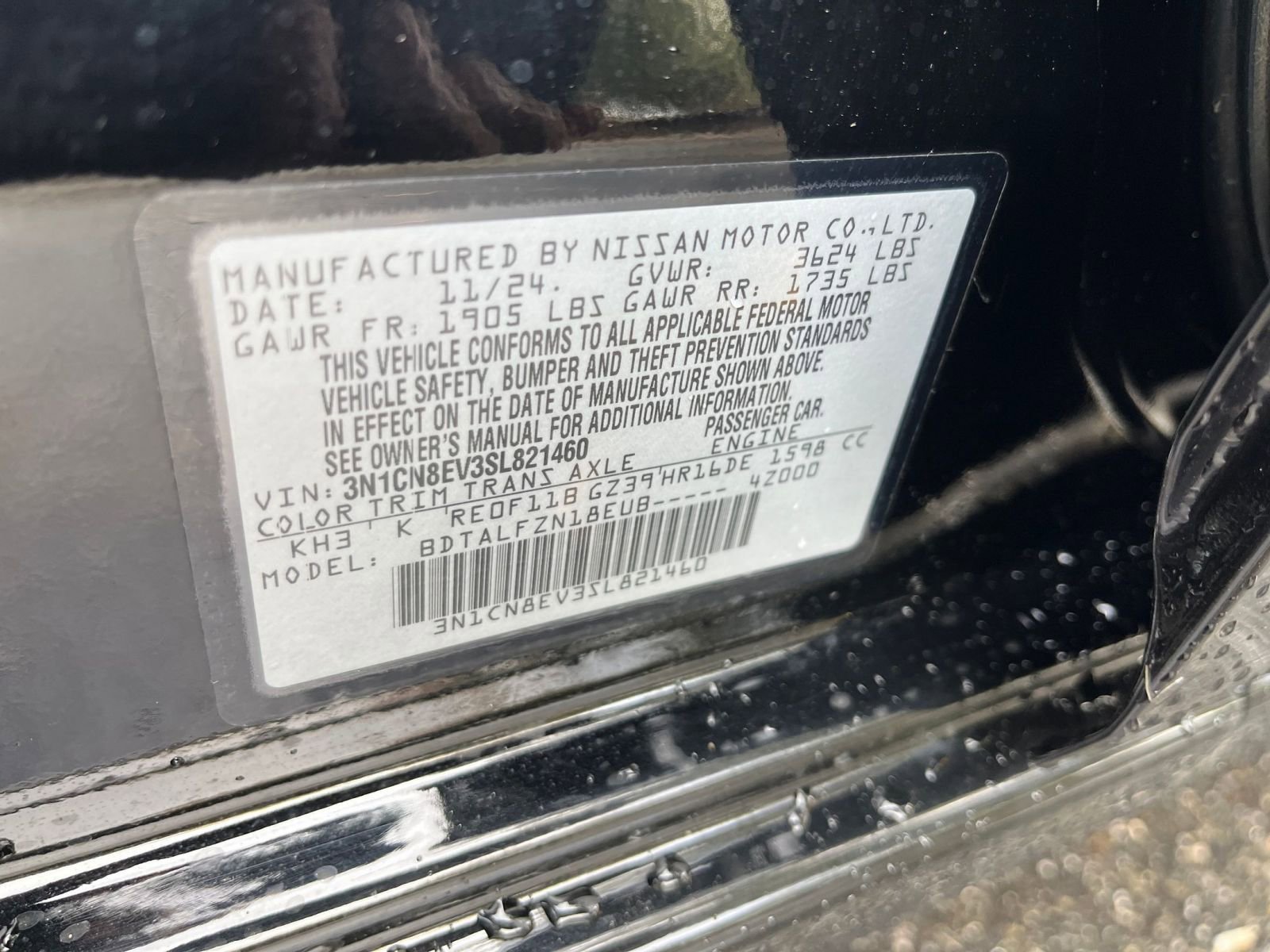 Used 2025 Nissan Versa SV image 27