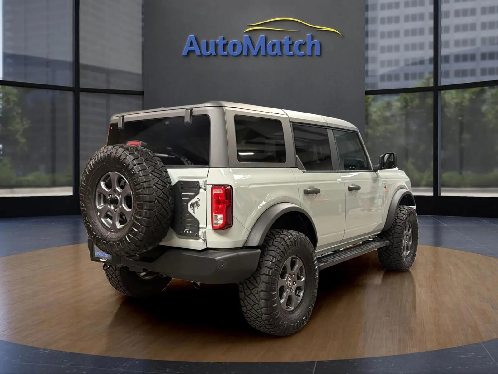 Used 2024 Ford Bronco Big Bend image 11