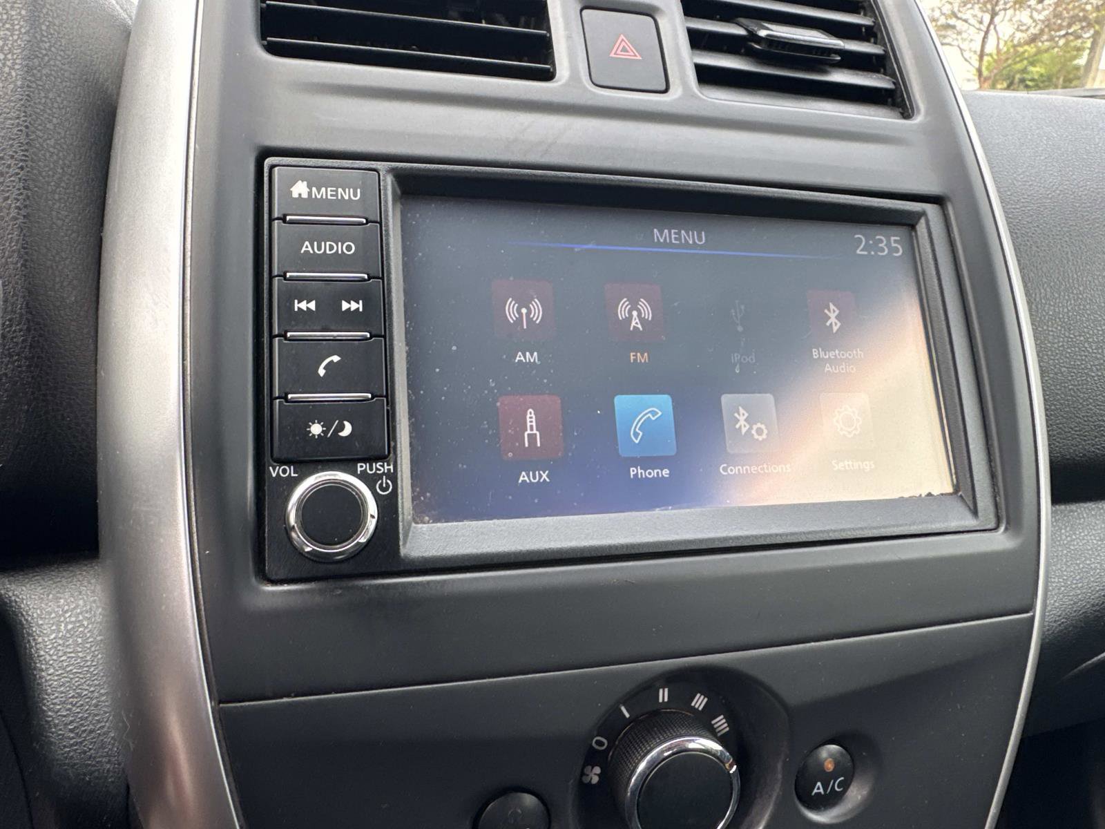 Used 2019 Nissan Versa SV FWD image 20