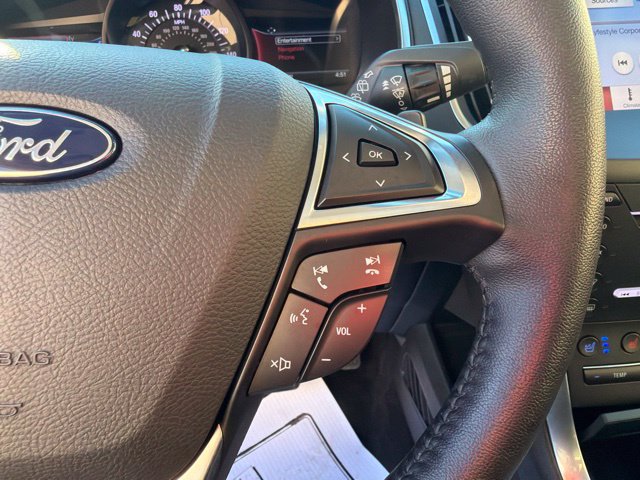 Used 2019 Ford Edge Titanium w/ Equipment Group 301A AWD/4WD image 28