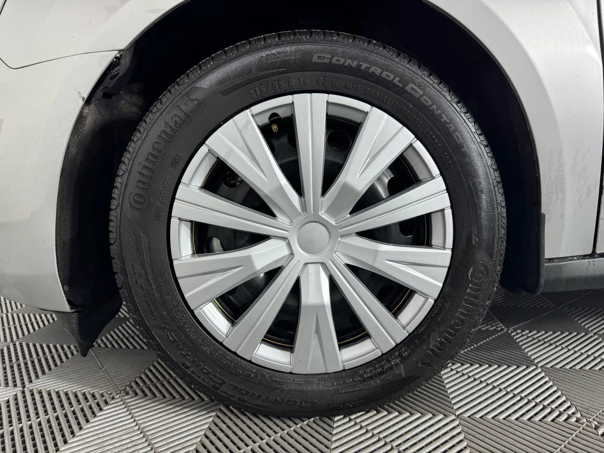 Used 2022 Ford Transit Connect XLT image 35