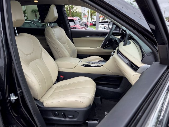 Certified 2025 INFINITI QX60 Pure FWD image 22