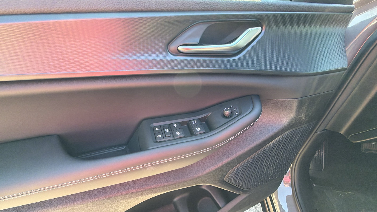 New 2027 Jeep Grand Cherokee Laredo X AWD/4WD image 15
