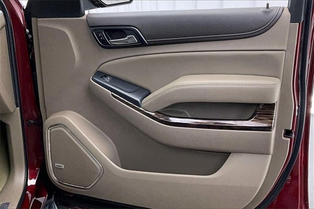 Used 2017 GMC Yukon SLT w/ Premium Edition image 22