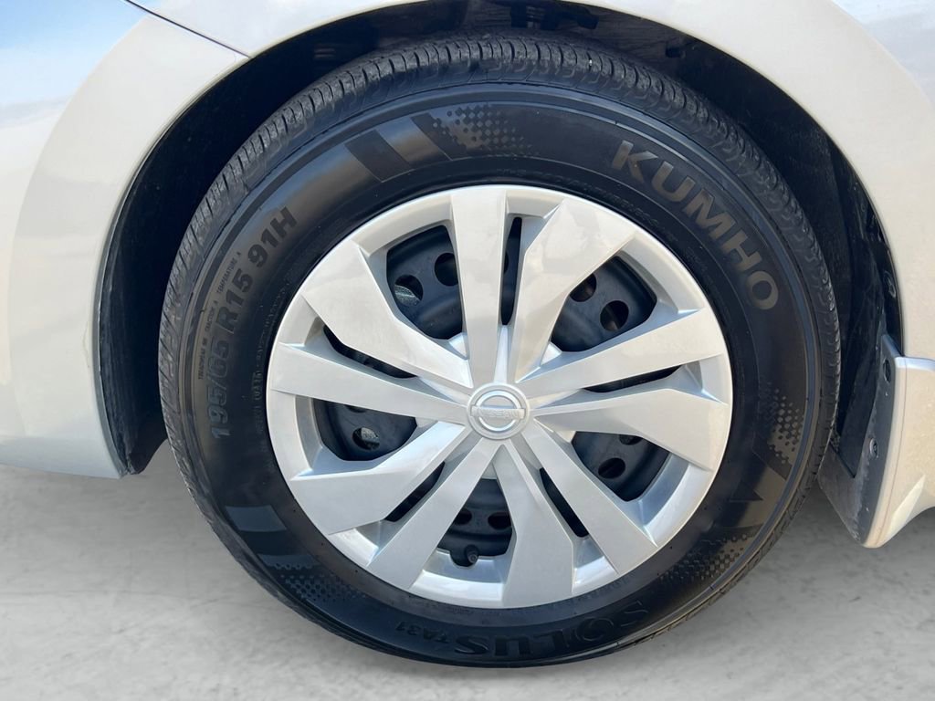 Certified 2025 Nissan Versa S w/ Trunk Package image 23