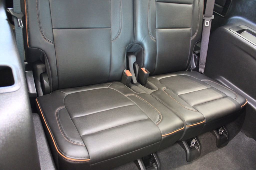 Used 2023 GMC Acadia AT4 w/ Technology Package image 26