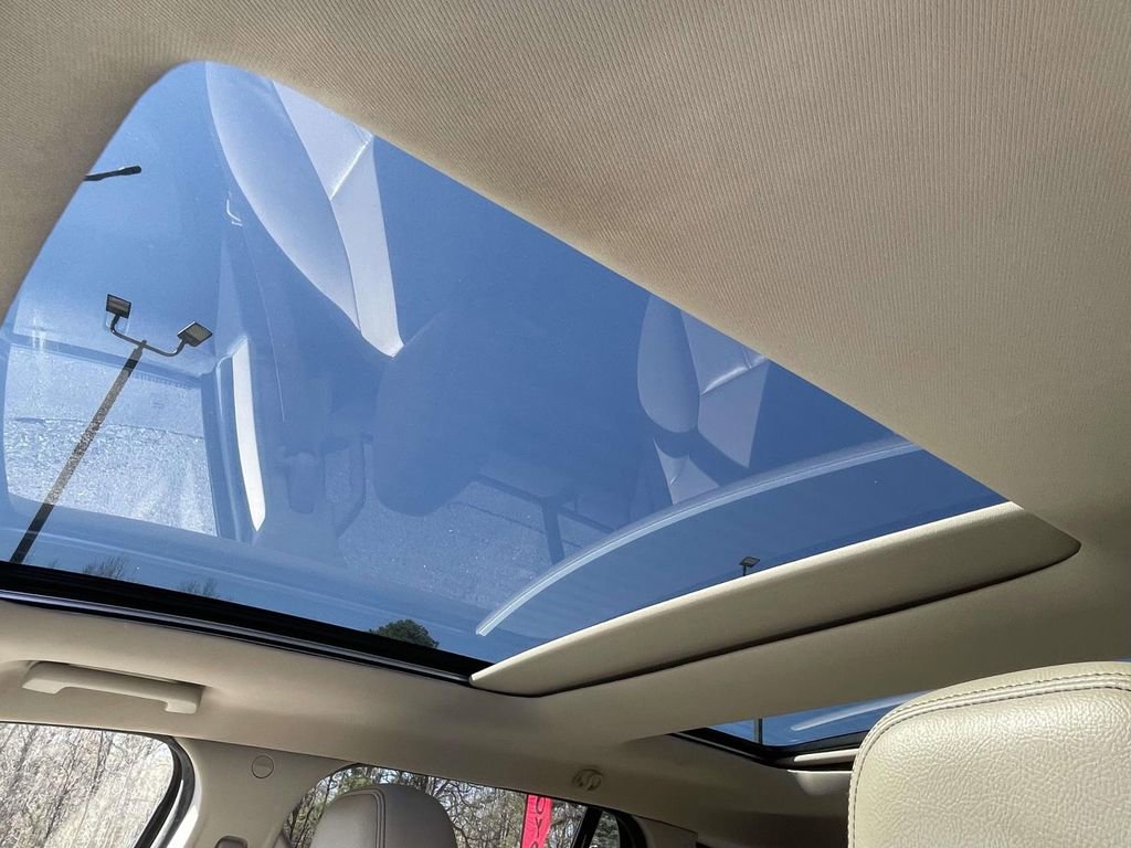 Used 2011 Ford Edge Limited image 20