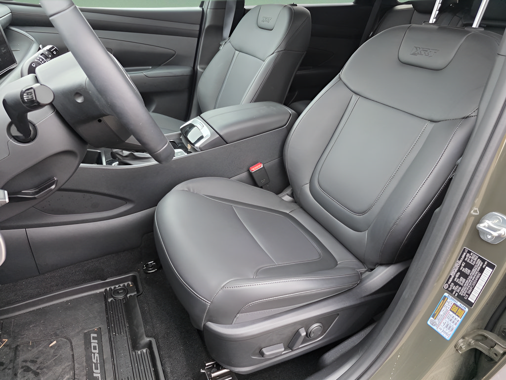 Certified 2025 Hyundai Tucson XRT AWD/4WD image 13