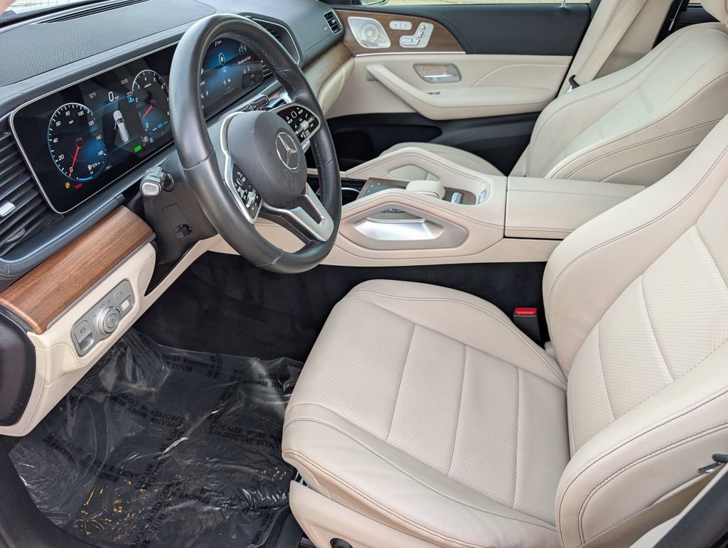 Used 2022 Mercedes-Benz GLS 450 4MATIC image 11