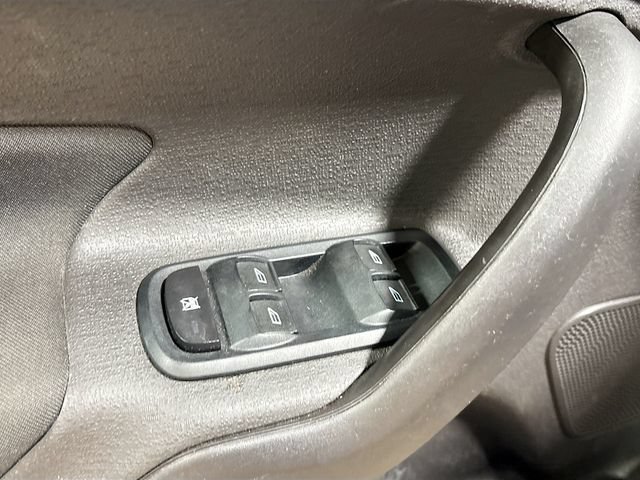 Used 2017 Ford Fiesta SE FWD image 15