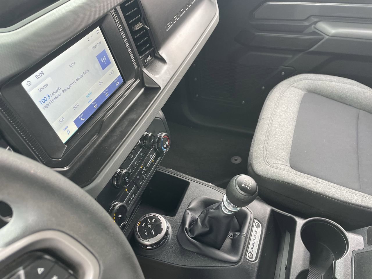 Used 2022 Ford Bronco 2-Door AWD/4WD image 24