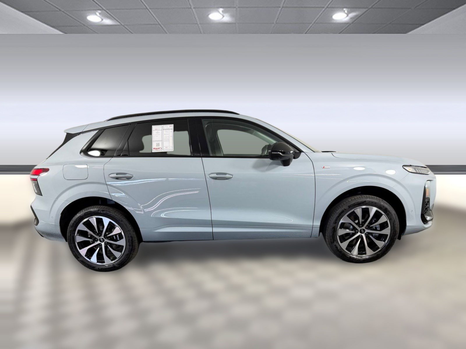 New 2026 Audi Q3 quattro 2.0T w/ Driver Assistance Package AWD/4WD image 8