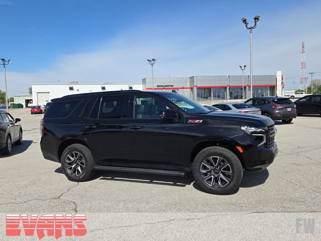 Used 2023 Chevrolet Tahoe Z71 w/ Luxury Package AWD/4WD image 2