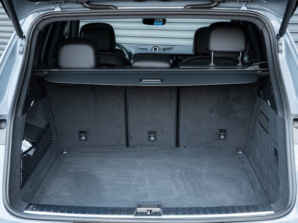 Certified 2026 Porsche Cayenne AWD/4WD image 31