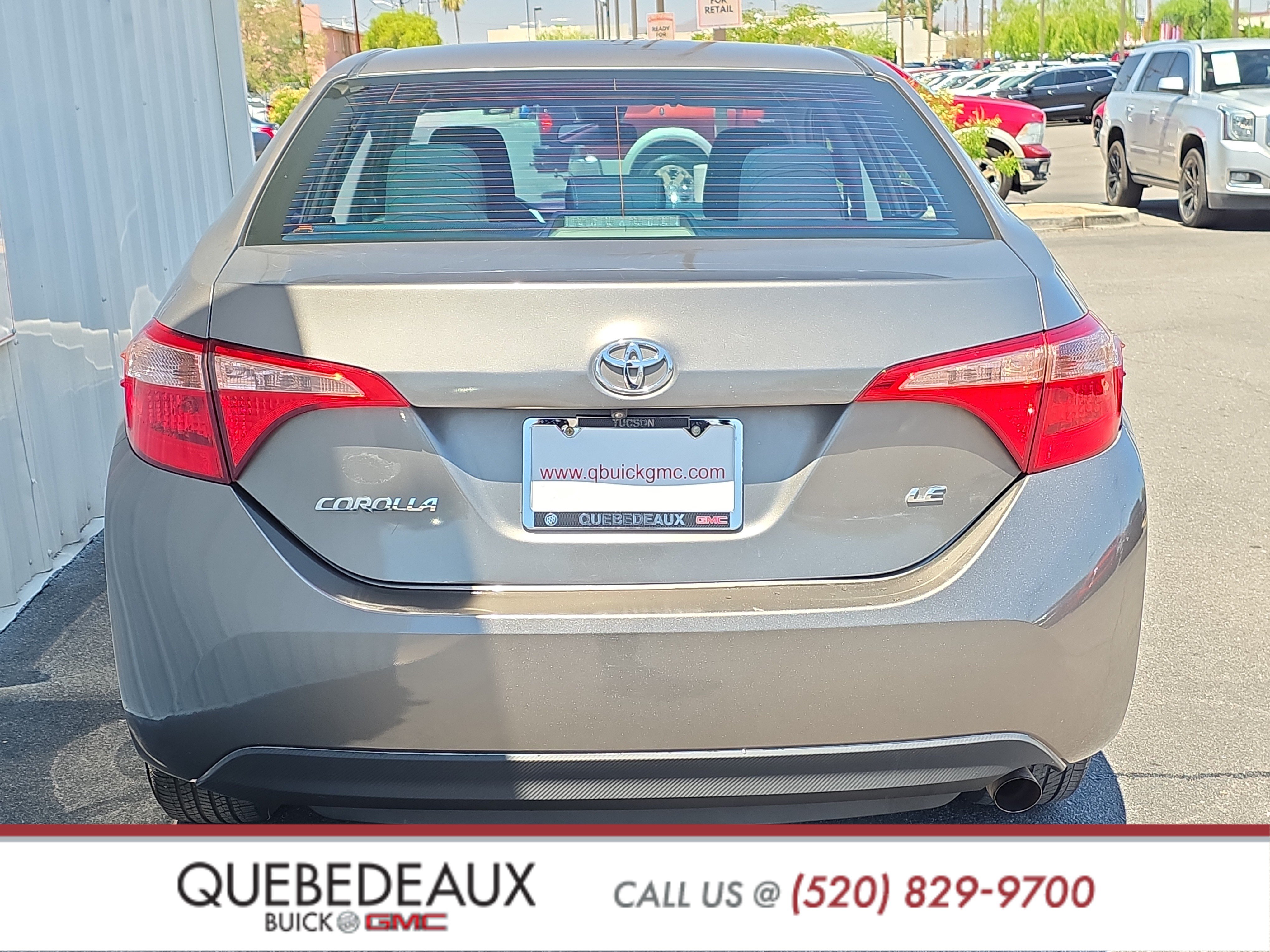 Used 2017 Toyota Corolla LE w/ Carpet Mat Package (TMS) FWD image 6