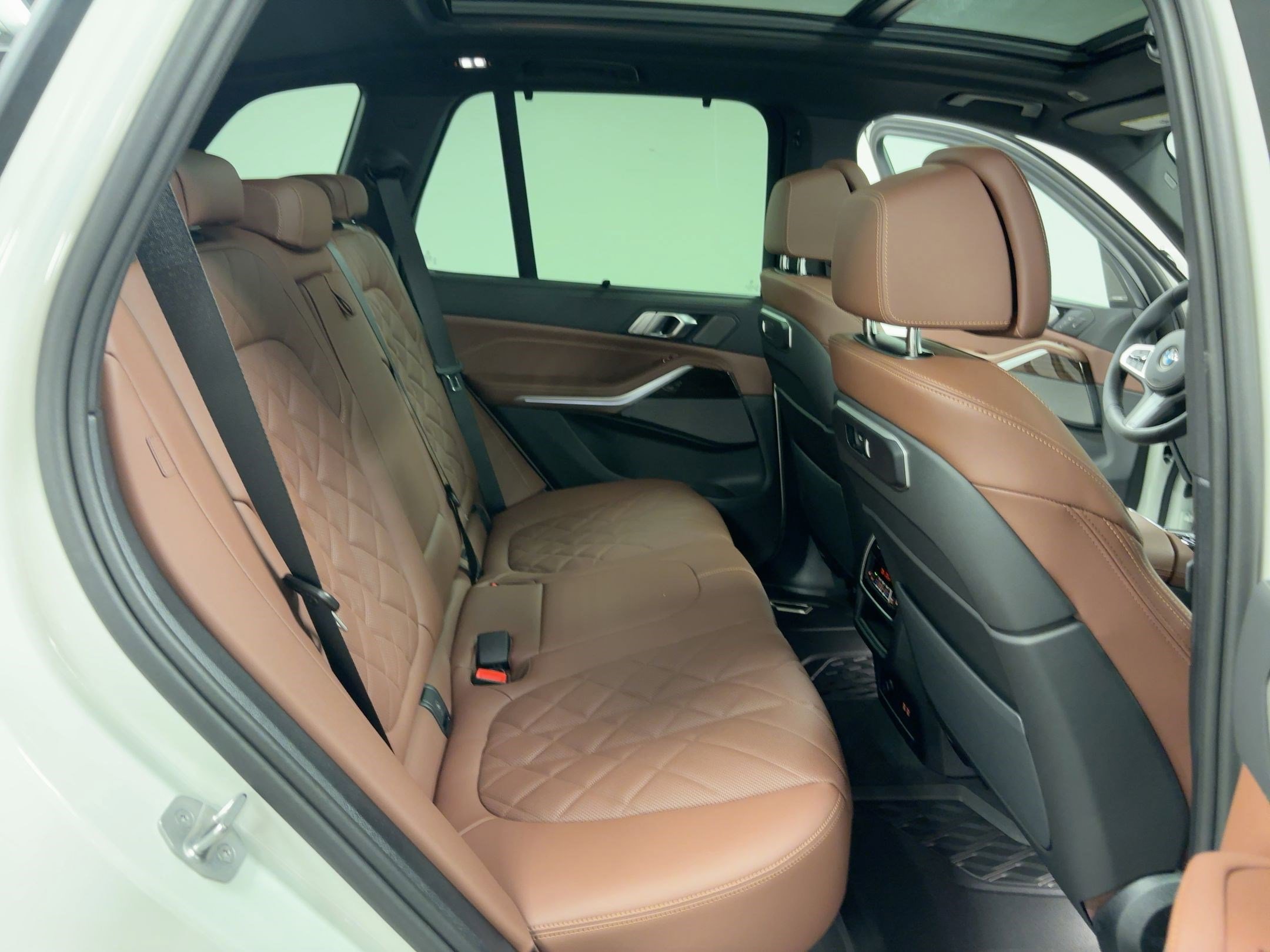 New 2026 BMW X5 sDrive40i w/ M Sport Package image 30