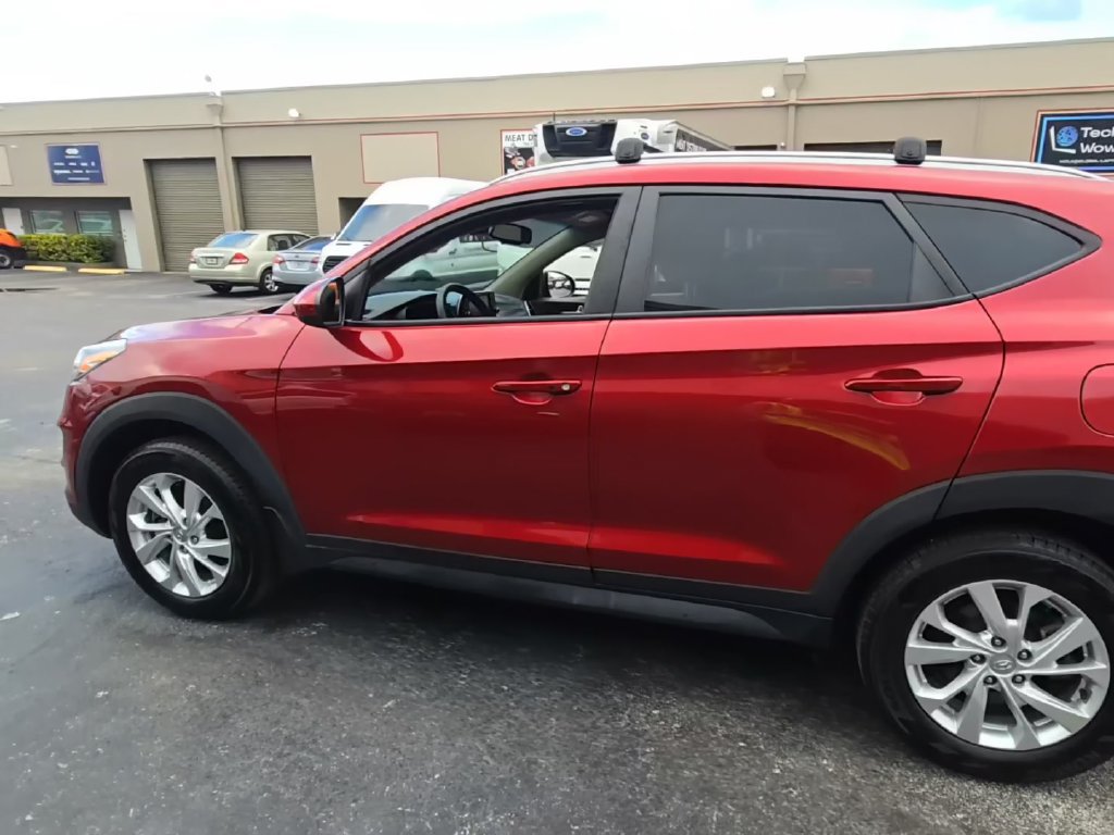 Used 2021 Hyundai Tucson Value w/ Cargo Package AWD/4WD image 8