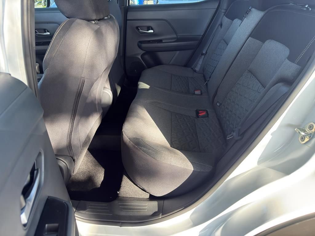 New 2026 Nissan Kicks SV w/ SV Premium Package image 30