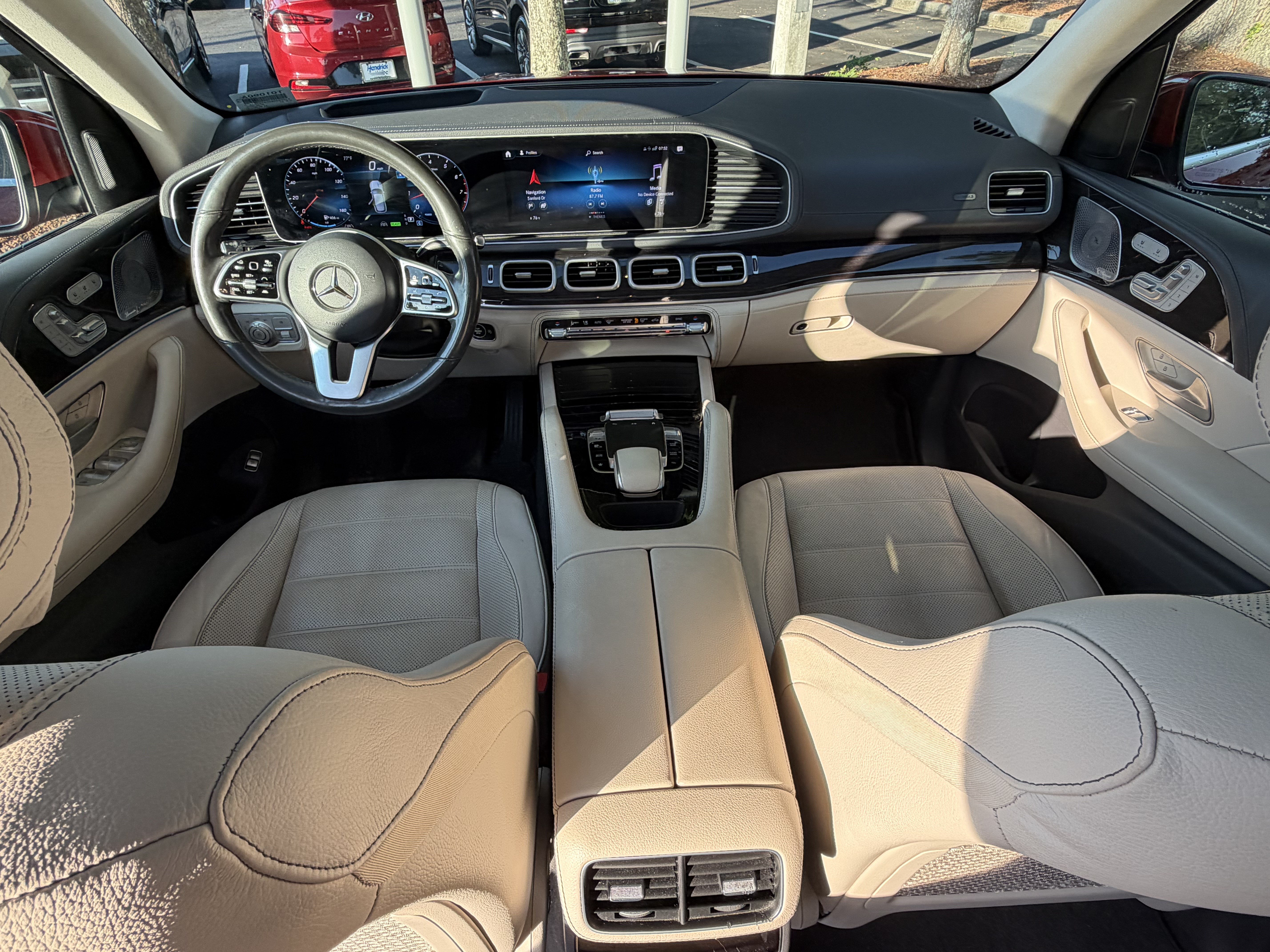 Used 2020 Mercedes-Benz GLE 450 4MATIC image 36