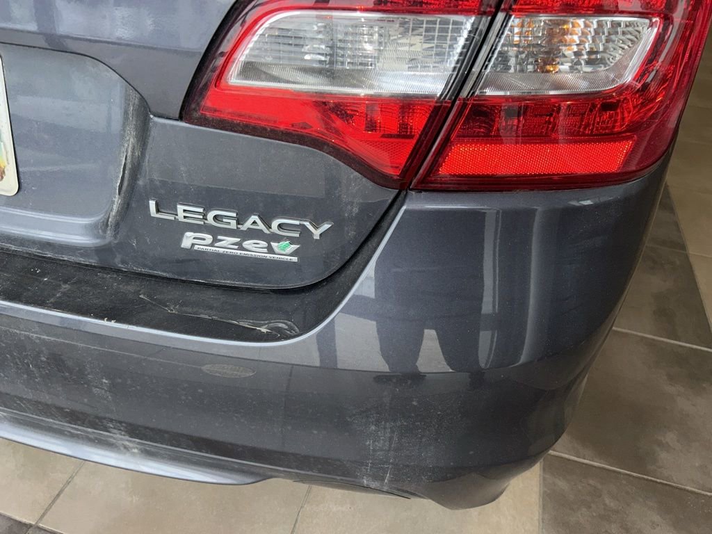 Used 2017 Subaru Legacy 2.5i Premium image 3