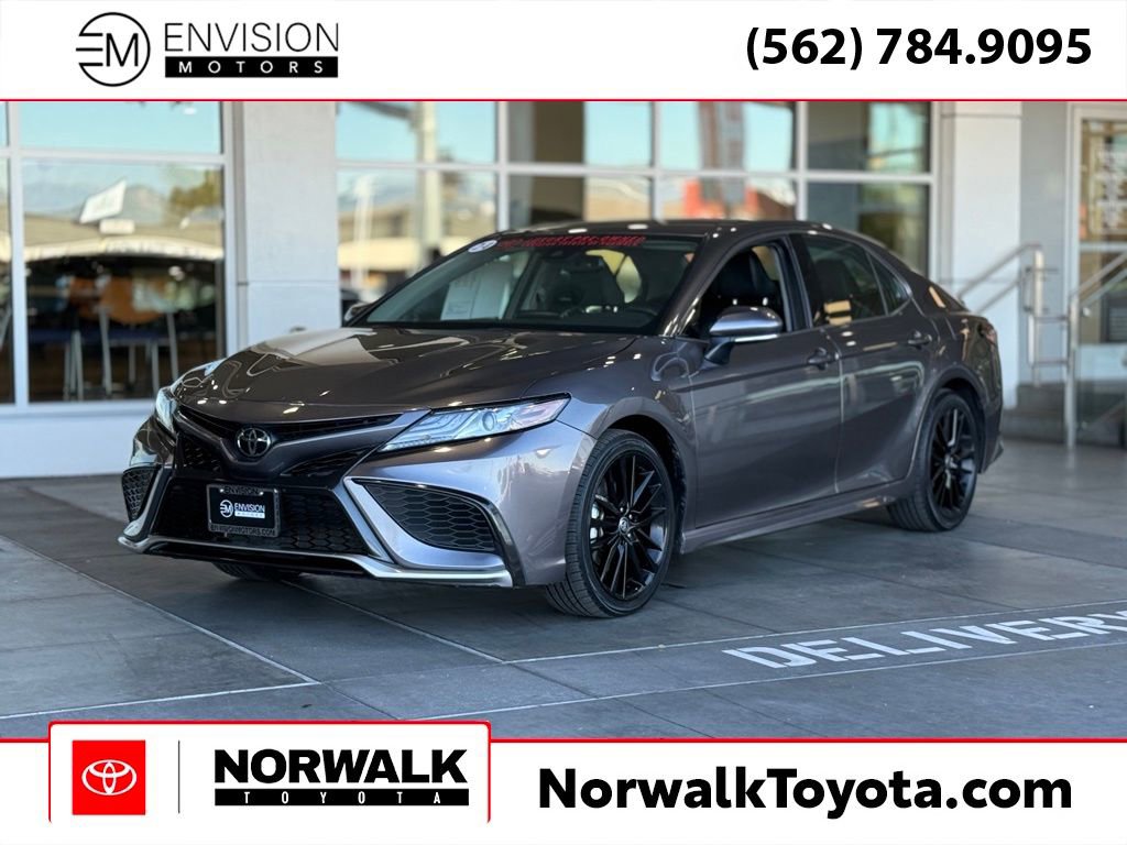 Used 2024 Toyota Camry XSE image 1
