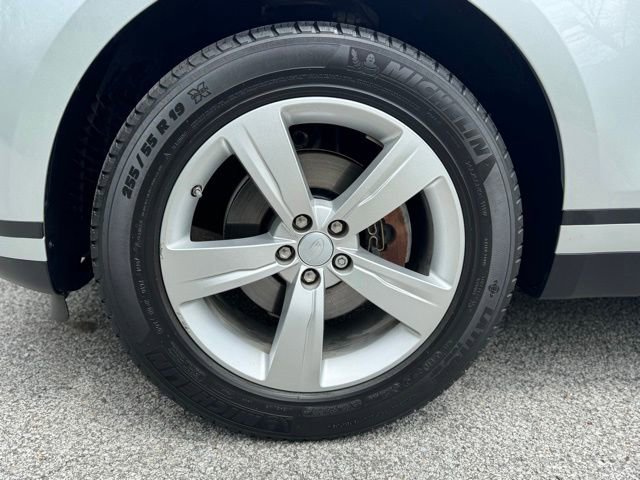 Used 2019 Land Rover Range Rover Velar S AWD/4WD image 2