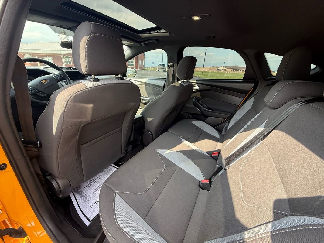 Used 2016 Ford Focus ST image 13