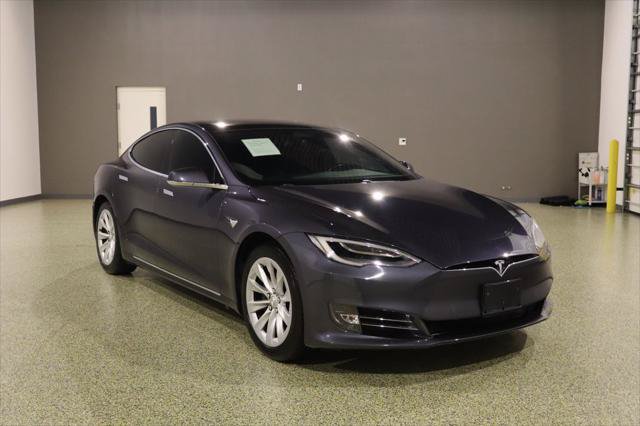 Used 2018 Tesla Model S 75D AWD/4WD image 1