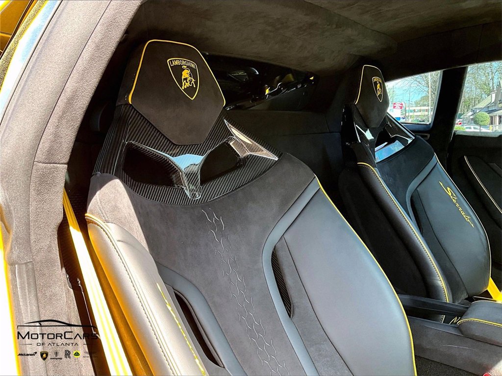 Used 2023 Lamborghini Huracan Sterrato image 26