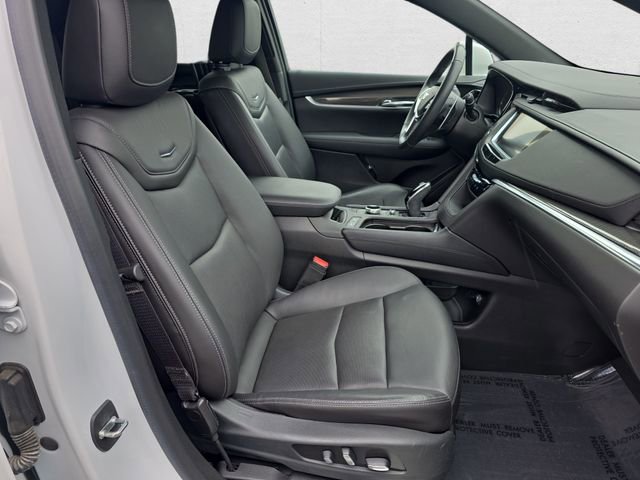 Used 2020 Cadillac XT5 Sportv w/ LPO, Floor Liner Package AWD/4WD image 10