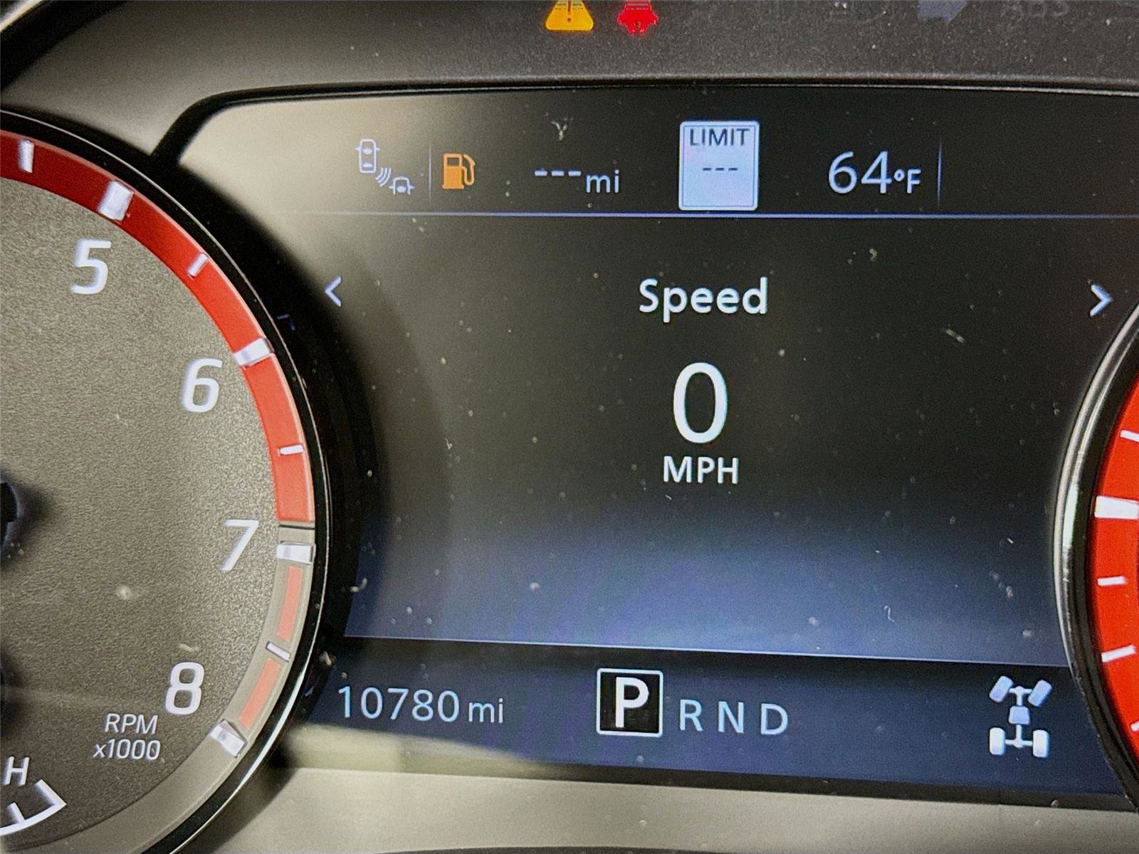 Used 2025 Nissan Frontier PRO-4X w/ Pro Premium Package AWD/4WD image 2