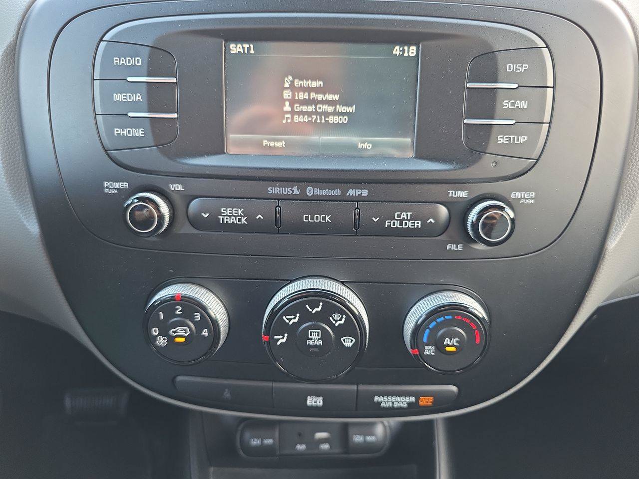 Used 2016 Kia Soul + FWD image 9