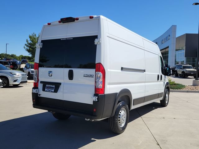 Used 2025 RAM ProMaster 2500 FWD image 3