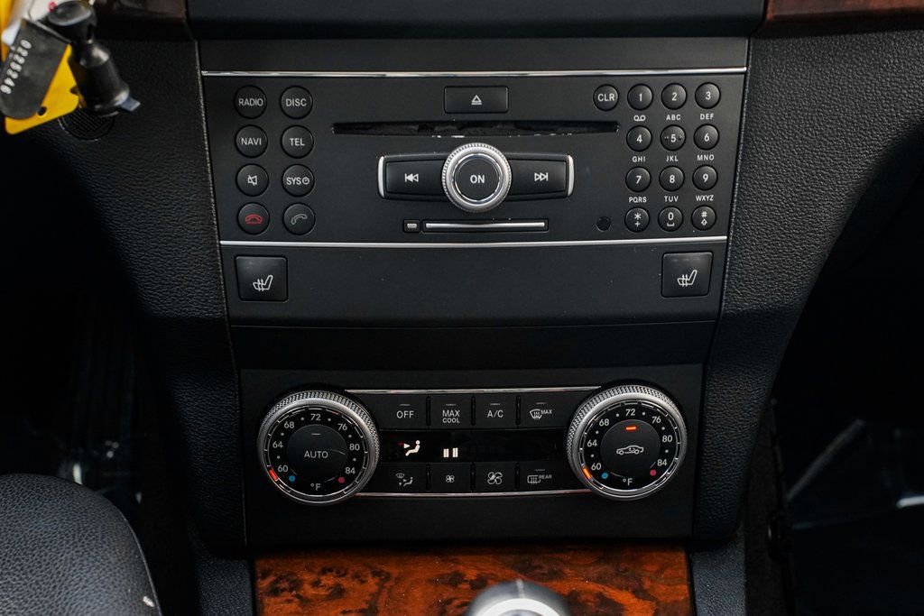 Used 2012 Mercedes-Benz GLK 350 4MATIC image 12