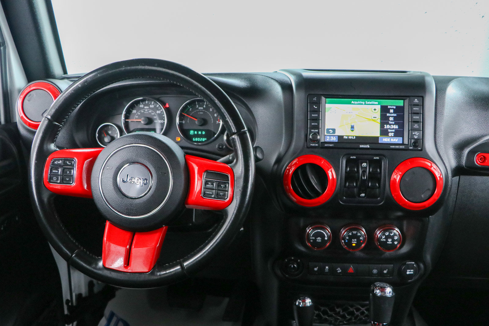 Used 2017 Jeep Wrangler Unlimited Sahara AWD/4WD image 18