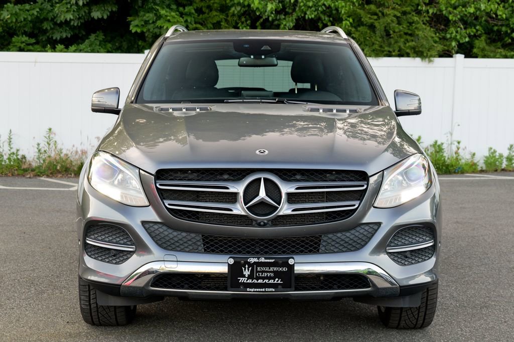 Used 2019 Mercedes-Benz GLE 400 4MATIC image 2