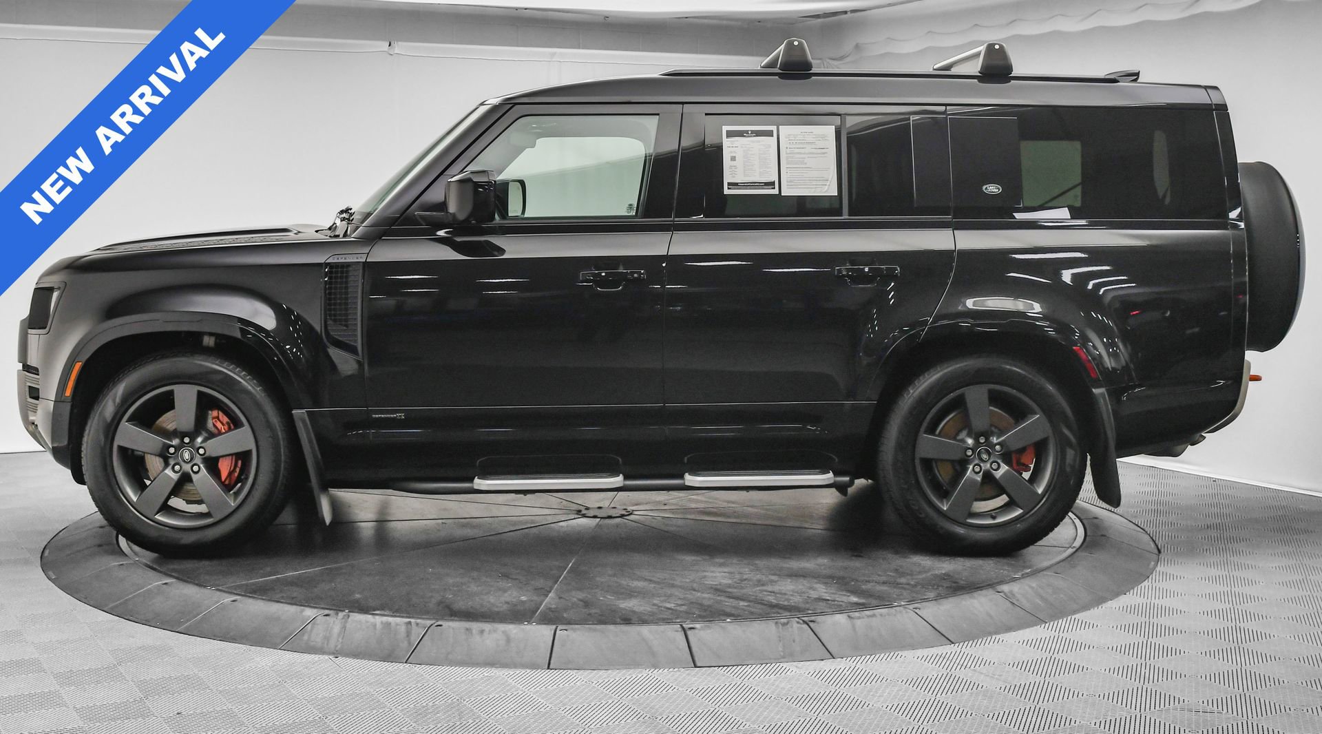 Used 2023 Land Rover Defender 130 X image 4