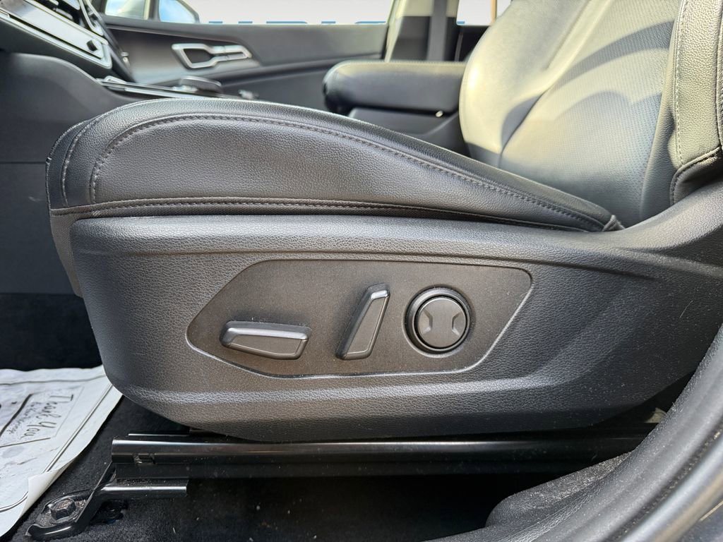 Used 2023 Kia Sportage EX image 19