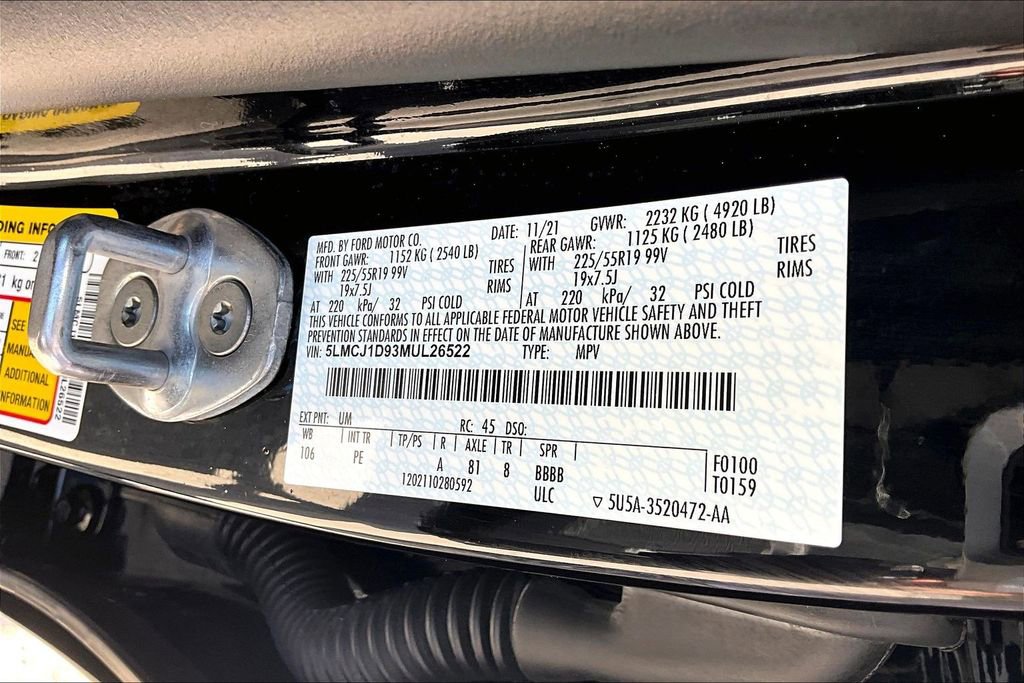 Used 2021 Lincoln Corsair AWD w/ Premium Package image 35