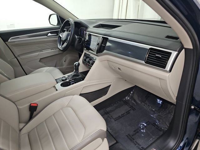 Used 2023 Volkswagen Atlas SEL Premium AWD/4WD image 40